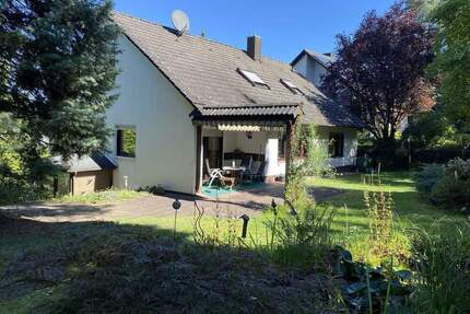 Familientraum in naturverbundener Lage, kleiner Wald inklusive! - Langenzenn Umgebung