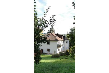 2-Zimmer-Wohnung im Grünen! - 585,00&nbsp;EUR Kaltmiete, ca.&nbsp; 70,00&nbsp;m&sup2; in Coburg (PLZ: 96450)
