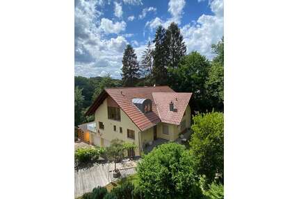 Haus zum Mieten in Eppstein 2.900,00 € 285 m²