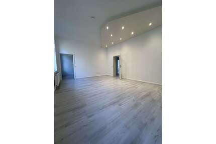 Wohnung zum Mieten in Zwickau 450,00 € 75.3 m²