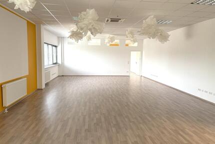 Großzügige Bürofläche ab sofort zu vermieten - Paderborn Neuenbeken