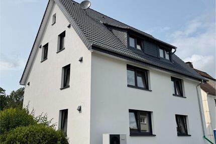 Helle kernsanierte 2-Zimmer-Wohnung mit Balkon in ruhiger Lage - Bielefeld Schildesche