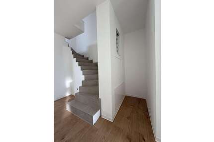 Wohnung zum Kaufen in Edelfingen 459.000,00 € 109 m²