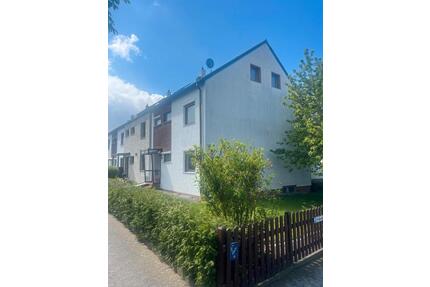 Reihenendhaus 363qm Grundstück, Wohnkeller& Garage in Flechtorf - Lehre