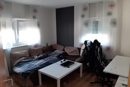 Erdgeschosswohnung, hell und gemütlich, mit Garage, Baujahr 2013 - Steinheim