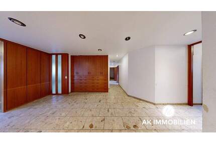 Großzügige Eigentumswohnung im 1. Obergeschoss in zentraler Innenstadtlage von Hessisch Oldendorf - Hessich Oldendorf Weibeck