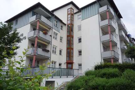 Wohnung zum Mieten in Plauen 210,00 € 33.98 m²