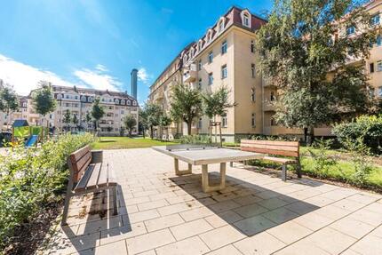 Sanierte 2 Raumwohnung in zentraler Lage mit Balkon! - Dresden Cotta
