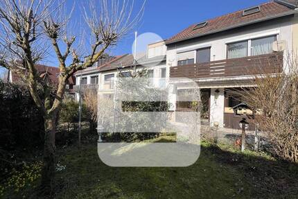 renovierungsbedürftiges RMH in Alterlangen...Ihr neues Zuhause mit Gestaltungspotenzial