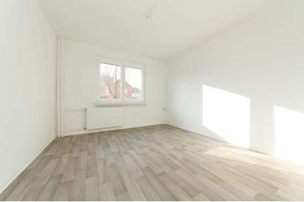 Wohnung zum Mieten in Burg 280,00 € 16.42 m²