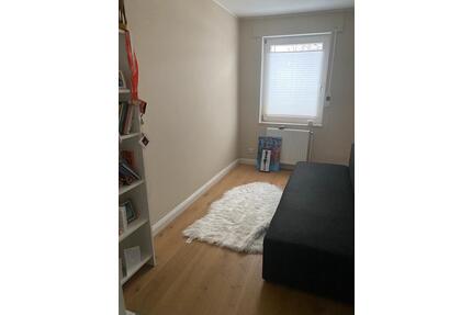 Wohnung in Habenhausen - WG - 400,00&nbsp;EUR Kaltmiete, ca.&nbsp; 11,00&nbsp;m&sup2; in Bremen (PLZ: 28279) Obervieland