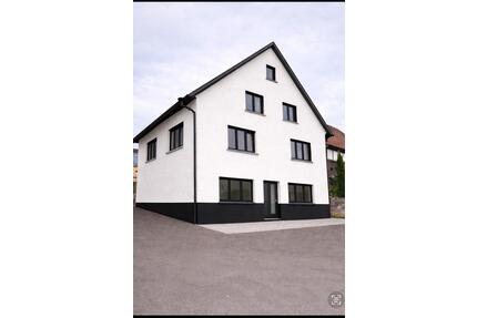 Modernisiertes Einfamilienhaus mit Einliegerwohnung, Kernsaniert - Wehingen