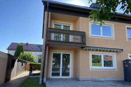 Haus zum Mieten in Tirschenreuth 1.150,00 € 114 m²