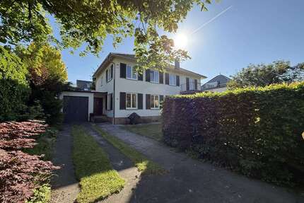 Haus zum Mieten in Stuttgart 5.200,00 € 201 m²