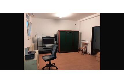 Kellerwohnung in Freiburg am Bahnhof - Freiburg im Breisgau Lehen