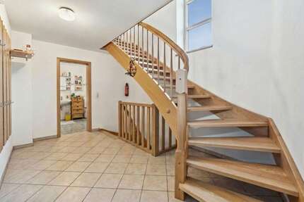 Haus zum Kaufen in Mindelheim Nassenbeuren 398.000,00 € 144.73 m² - Mindelheim / Nassenbeuren