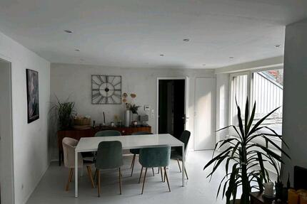 WG Zimmer in 3er WG Stuttgart Mitte wartet auf DICH!