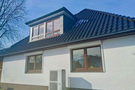 Zweifamilienhaus oder Generationen-Wohnen - alles chic und sehr gepflegt! - Hamburg Niendorf