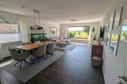 Großzügiges Einfamilienhaus in Berne mit unverbautem Blick