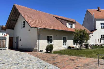 Haus zum Mieten in Kelheim 1.100,00 € 128 m²