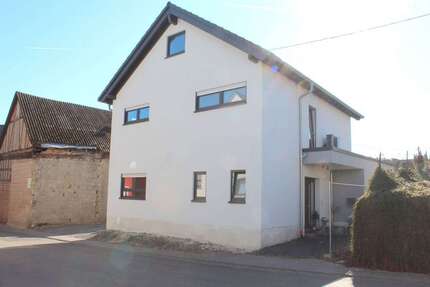 Haus zum Kaufen in Hadamar - Steinbach 489.000,00 € 180 m²