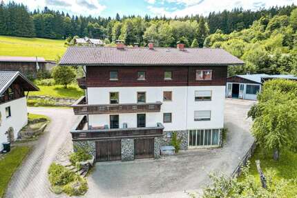 Haus zum Kaufen in Zwiesel 499.000,00 € 428 m²