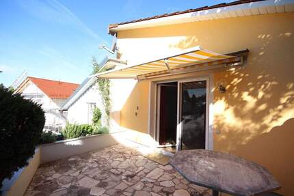 Charmantes Haus mit 3,5 Zimmern ideal für Individualisten - Landshut Achdorf