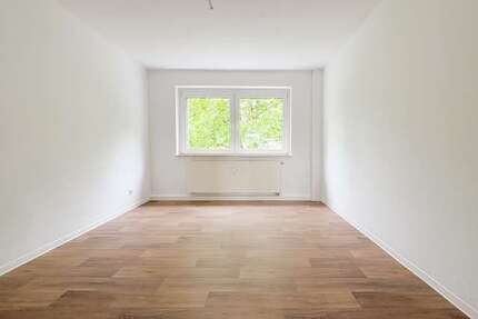 Wohnung zum Mieten in Plauen 269,00 € 62.86 m²