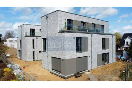 Moderne Doppelhaushälfte mit PV, Wärmepumpe und Garten in Wedel