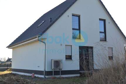 Ländlich leben, stadtnah wohnen: Ihr neues Heim im Neubaugebiet in Elstertrebnitz