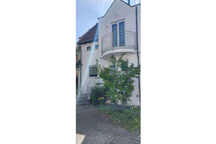 Haus zum Kaufen in Waiblingen 650.000,00 € 171 m²