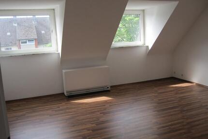 Helle 3-Raum-Dachgeschosswohnung (62,69 qm) am Klinikum - Essen Stadtbezirk III