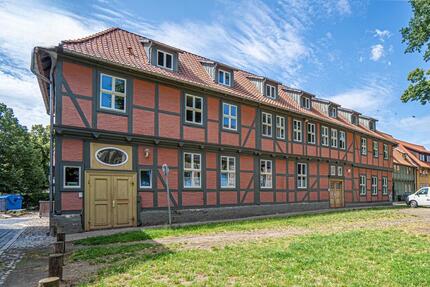 3-Raum Wohnung 71 m² | 1. OG | Stellplatz | Tageslichtbad mit Wanne & Dusche | zentrale Lage - Quedlinburg