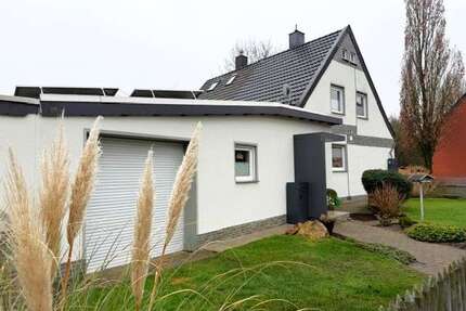 Haus zum Kaufen in Mönchengladbach 350.000,00 € 97.12 m²