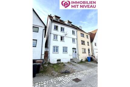 Haus zum Kaufen in Lauingen 159.000,00 € 167 m²