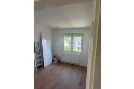 1,5-Zimmer-Wohnung (30 m²) in ruhiger Lage Singles Pendler - Aalen