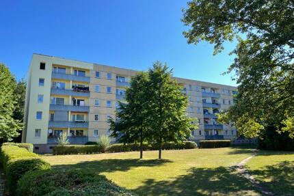 Gepflegte 3-Zimmer-Wohnung mit Balkon - Perleberg