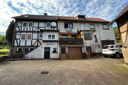 Haus zum Kaufen in Waldkappel 59.000,00 € 160 m²