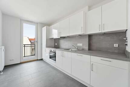 Wohnung zum Mieten in Berlin 1.746,00 € 96.46 m²