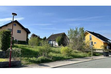 Eine gute Adresse zum Wohnen! - 30.000,00&nbsp;EUR Kaufpreis, ca.&nbsp; 0,00&nbsp;m&sup2; in Auerbach (PLZ: 08209) Hinterhain