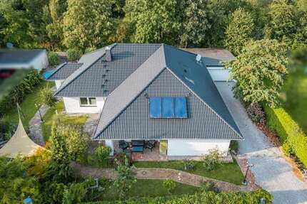 Haus zum Kaufen in Uetze 669.000,00 € 260 m²