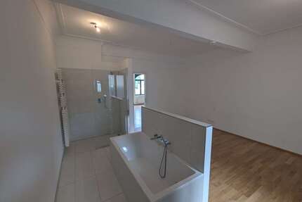 Wohnung zum Mieten in Stuttgart 1.545,00 € 77 m²