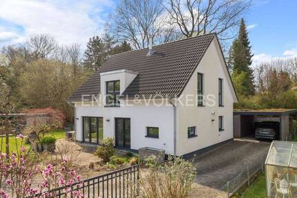 Neuwertiges Massivhaus in idyllischer Lage - Wohnen mit Stil und Privatsphäre - Großhansdorf