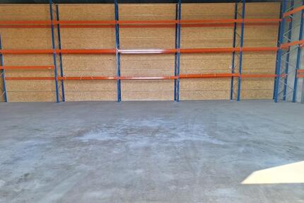 Halle zu vermieten - 1.100,00&nbsp;EUR Kaltmiete, ca.&nbsp; 225,00&nbsp;m&sup2; in Bönnigheim (PLZ: 74357)