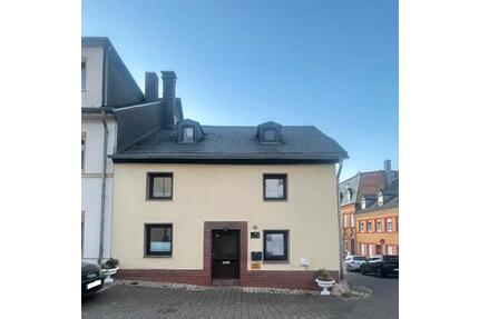 Grosszügiges 115 m2 Doppelhaus hälfte in Alt Kürenz - Trier