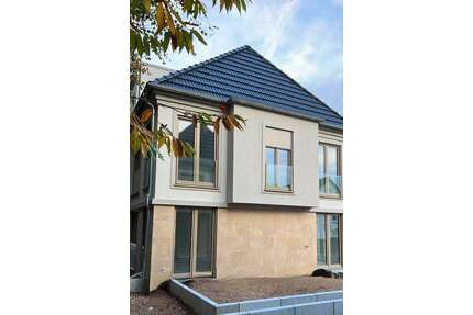 Haus zum Mieten in Königstein im Taunus 2.890,00 € 173.71 m²