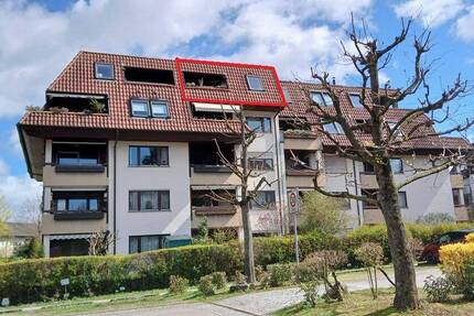 Top Dachgeschoss-Wohnung mit Loggia! Aufzug! TG-Stellplatz! - Waiblingen