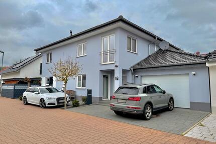 Exklusive Stadtvilla mit PV,Sauna & Homeoffice Top Lage - Mettenheim