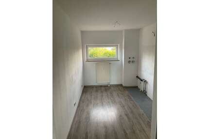 Wohnung zum Mieten in Dingolfing 555,96 € 67.8 m²