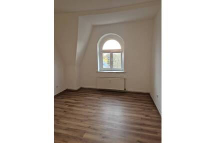 Attraktive 2-Zimmer-DG-Wohnung - 362,00&nbsp;EUR Kaltmiete, ca.&nbsp; 55,70&nbsp;m&sup2;&nbsp;Wohnfl&auml;che in Torgau (PLZ: 04860)
